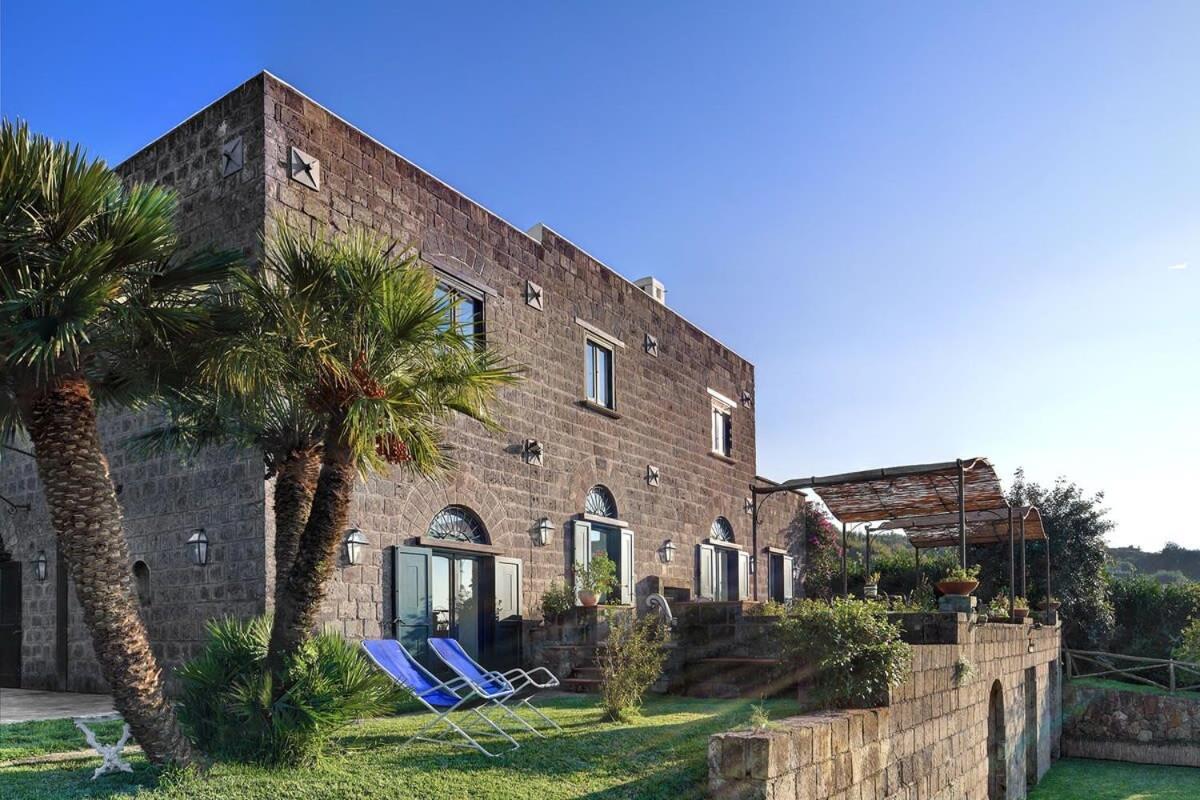 Fondo Turiello Villa Gardens Pool And Guest Services 马萨鲁布朗斯 外观 照片