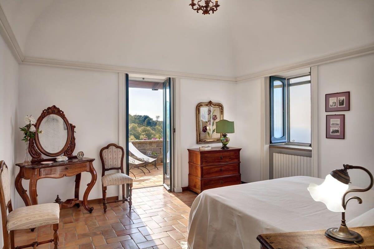 Fondo Turiello Villa Gardens Pool And Guest Services 马萨鲁布朗斯 外观 照片